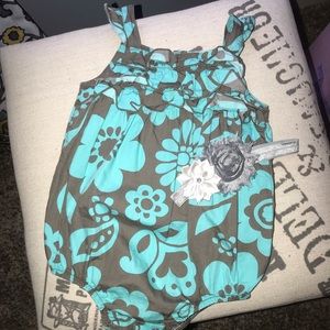 Infant girls Ruffle Romper with Headband 9months